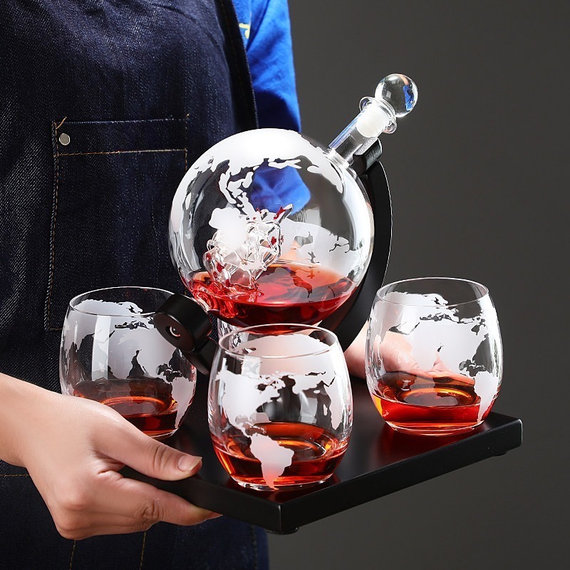 Set Decanter per Vino a Forma  - Home Bar Set recensione e prezzo